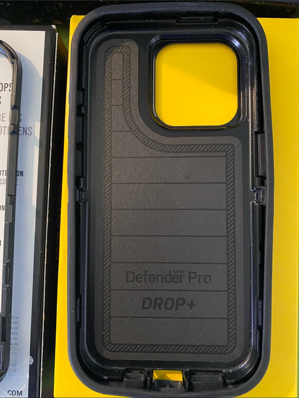 OtterBox Defender Series Black Rugged Holster Case never used - Picture 3 of 3